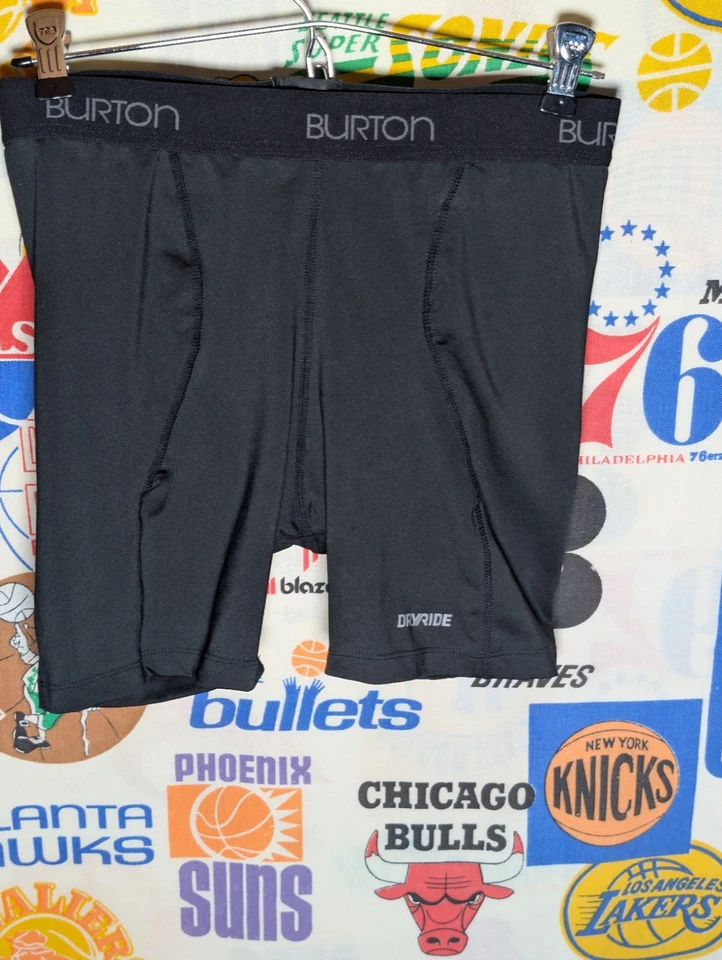 Pantalones Cortos Para Mujer Burton Impact Talla Mediana Negro Verdadero Forma G Foto 2 de 4