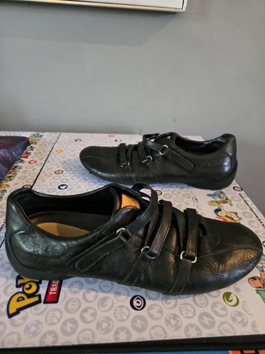 Louis Vuitton 2009 Leather Sneakers 38.5cm Women size 8 US - Picture 2 of 12