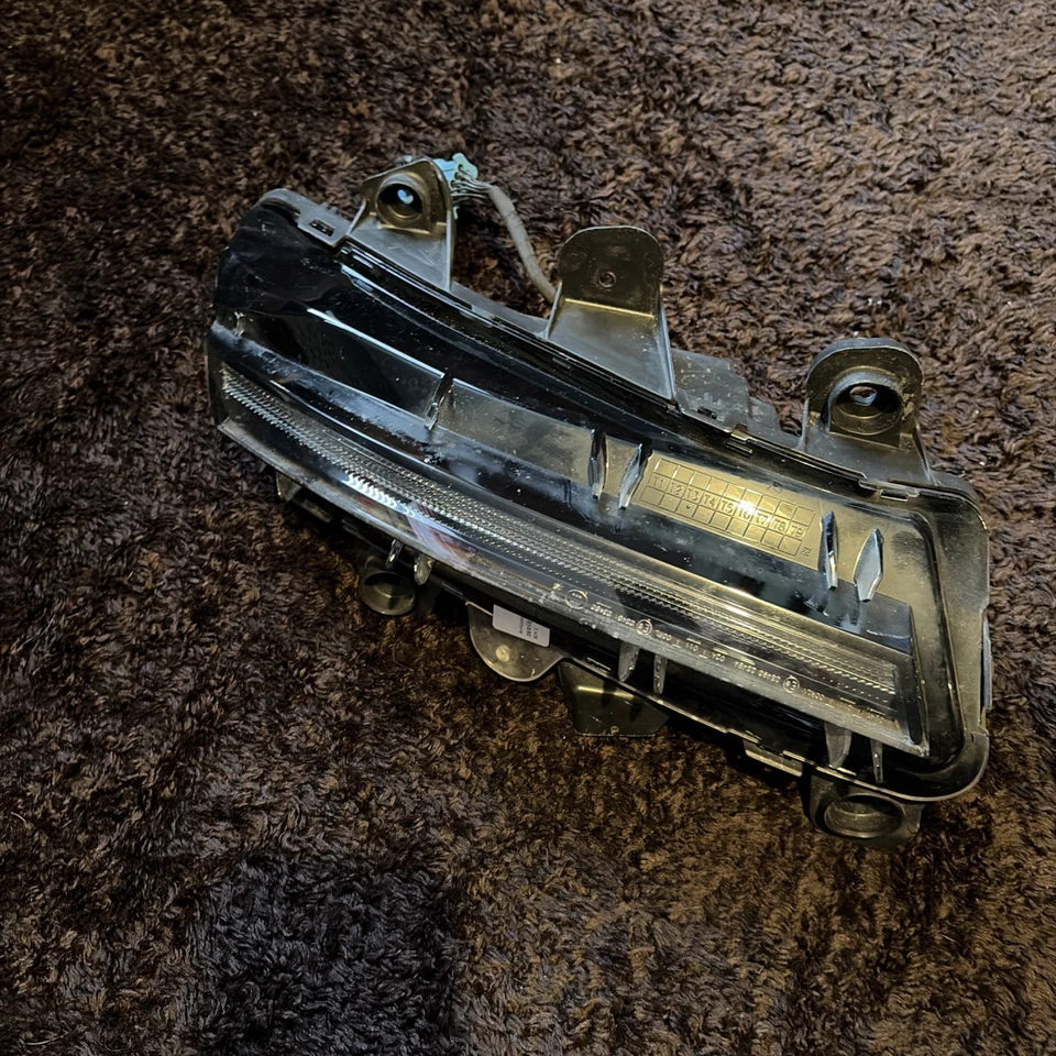 PEUGEOT 3008 5008 2019-2023 LUZ DRL LADO PASAJERO DELANTERO IZQUIERDO 9836231080. Foto 2 de 4