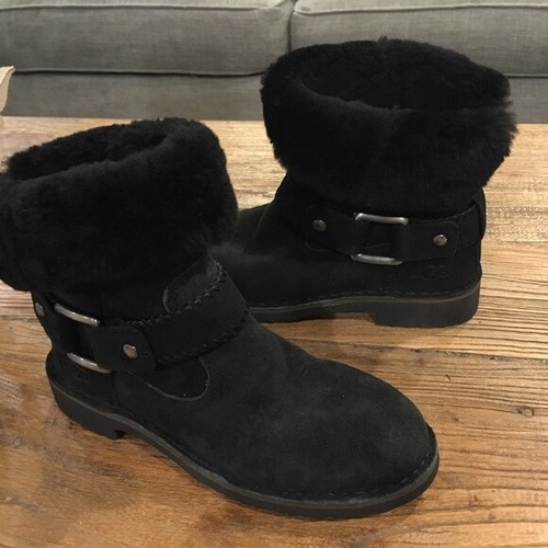 UGG CLASSIC CEDRIC BLACK SHEEPSKIN 
