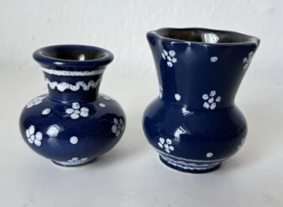 Gmundner Keramik Dirndl blau 2x Vase Blumenvase Set GK2311 (2512DE12) 05/26 - Bild 1 von 4