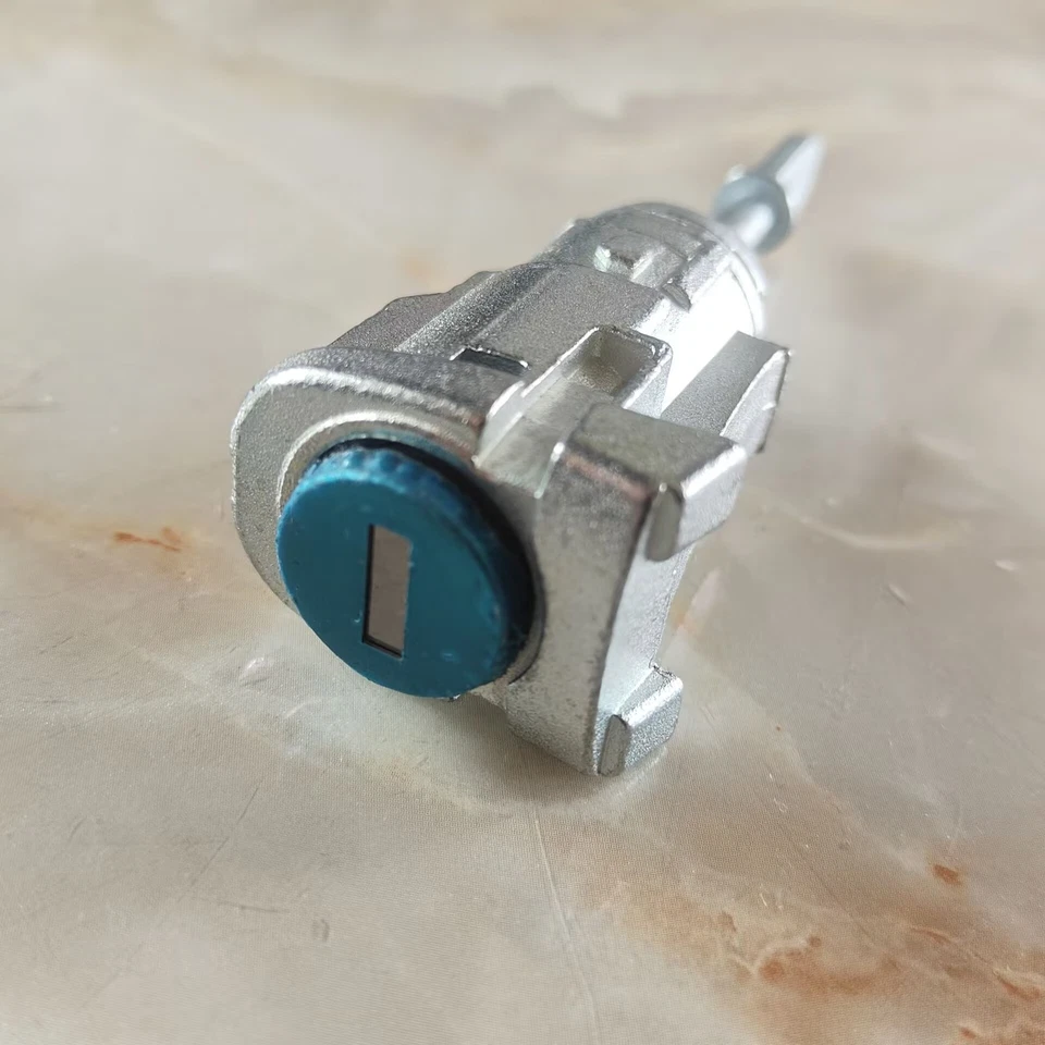 Adecuado para Volkswagen POLO cerradura puerta izquierda dos llaves Foto 3 de 4