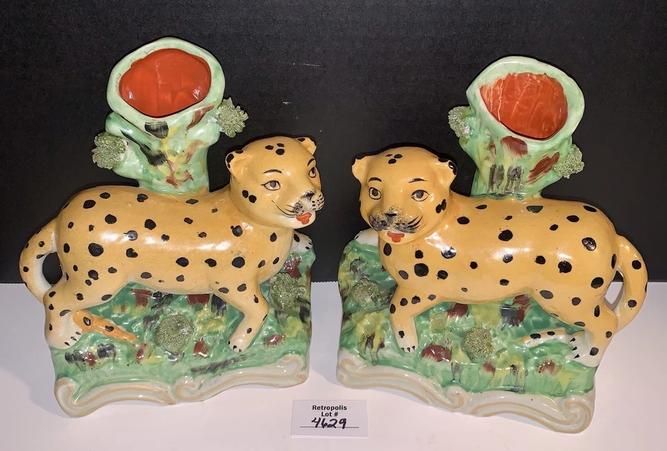 2 jarrones de cerámica vintage estilo leopardo gato derrame estilo Staffordshire Foto 2 de 4