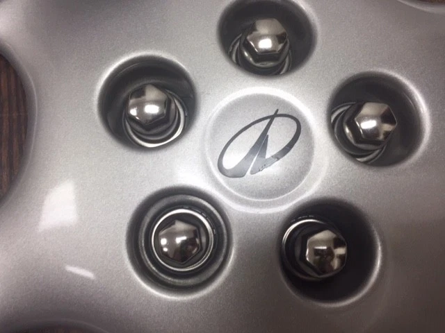 Pontiac Oldsmobile Grand Am Alero 1996-2005 cubierta ASM WHL TR PLATA SP 9592628 Foto 2 de 4