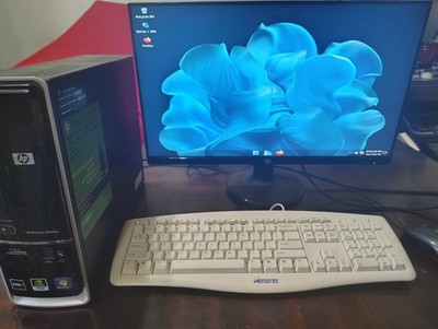 HP 5000 Slimline Amd Sempron 2.8ghz 2gb Ram 320gb HDD Nvidia 6150 SE W/Monitor.