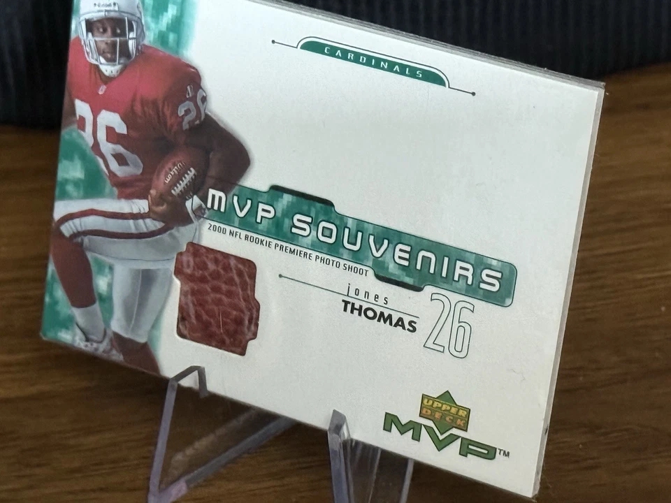 2001 Upper Deck MVP - Souvenirs Thomas Jones #TJ (MEM) - Image 3 of 4