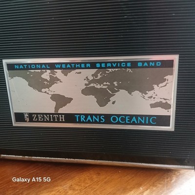 Zenith Trans Oceanic Royal D7000Y Solid State Portable Radio 11