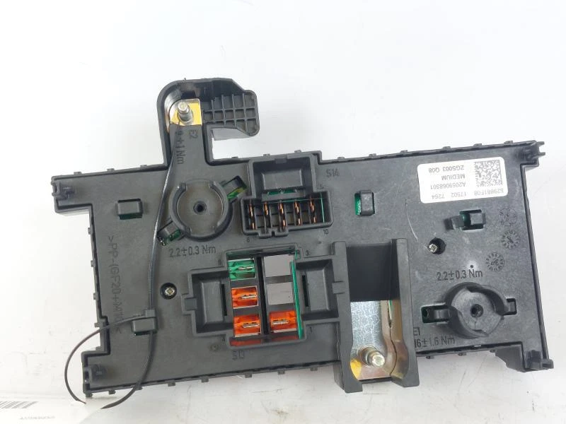 A2059068501 SCATOLA FUSIBILI MERCEDES-BENZ CLASSE C CABRIO (W205) 250d 2.2 D 16V - Immagine 2 di 3