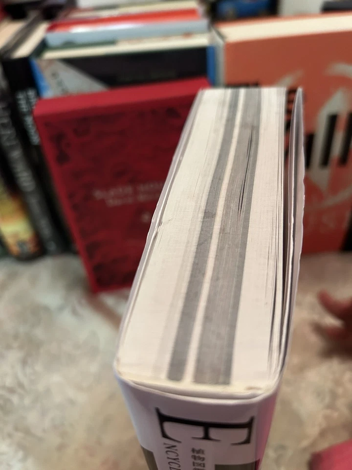 ENCYCLOPEDIA OF FLOWERS III (ENGLISH AND JAPANESE EDITION) Makoto Azuma LIKE NEW - Image 3 of 4