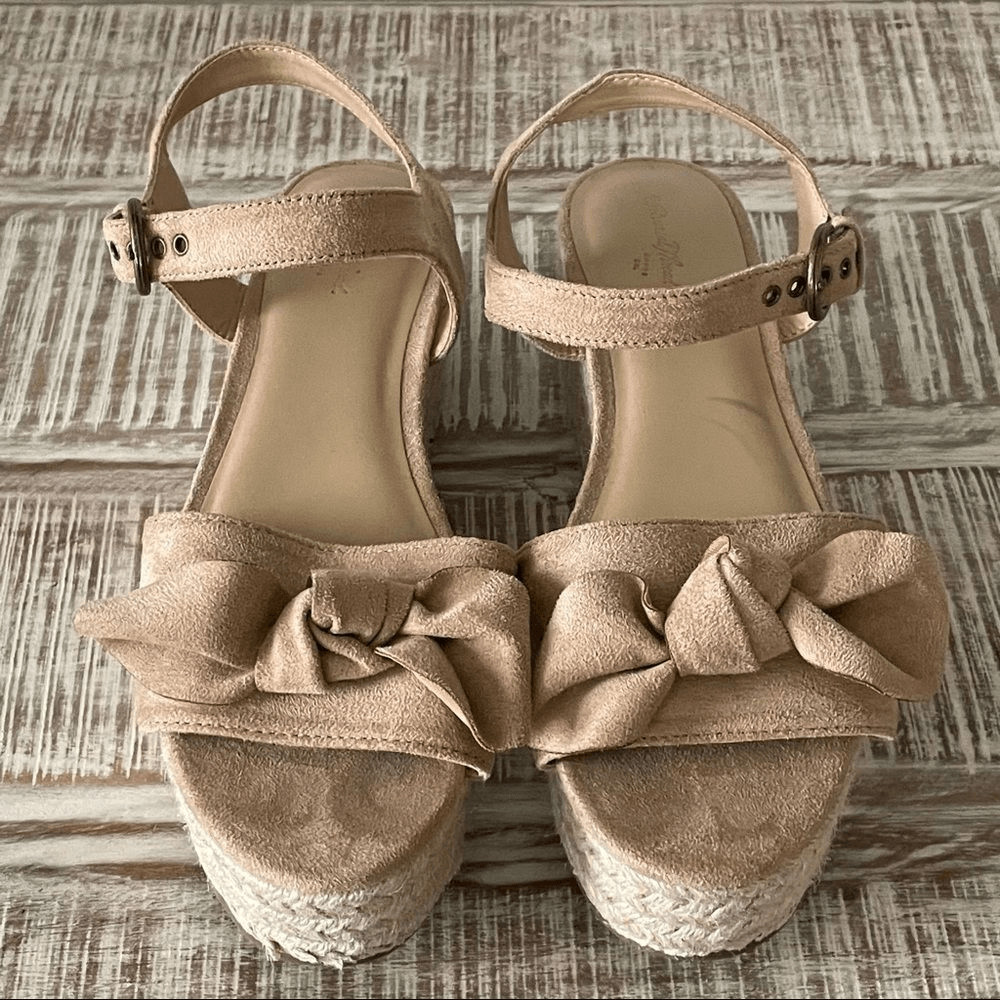 Universal Threads platform shoes - image 3