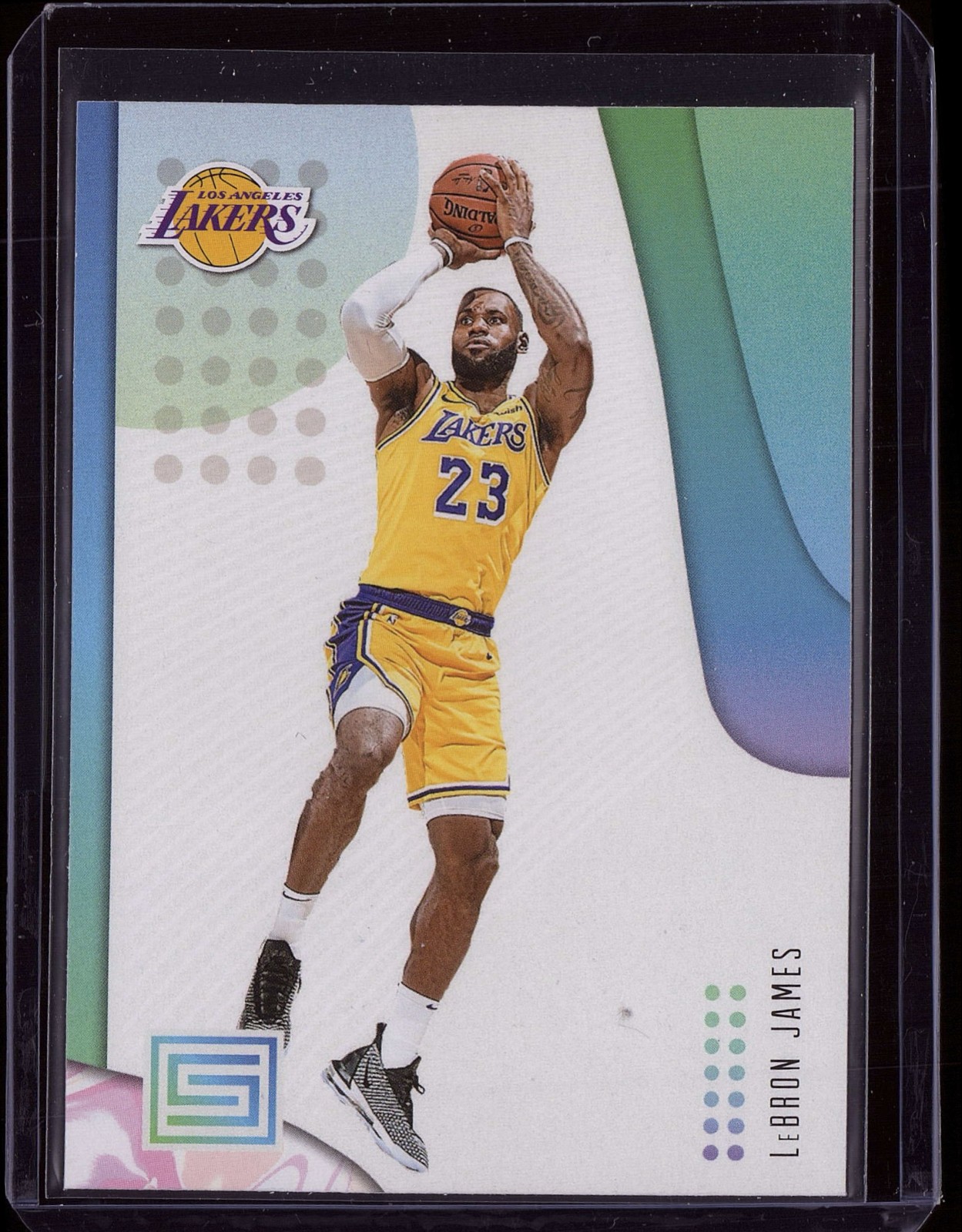 2018-19 Panini Status - LeBron James #57