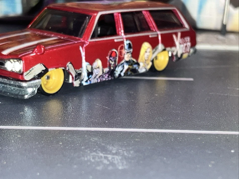 2019 Hot Wheels Premium All New X Men Nissan Skyline Van 1/64 Adult Collectible - Изображение 4 из 4