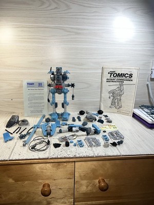 TOMY Tomics Rotary Commander Motorized Building System Sold As Is Unsorted W/Box