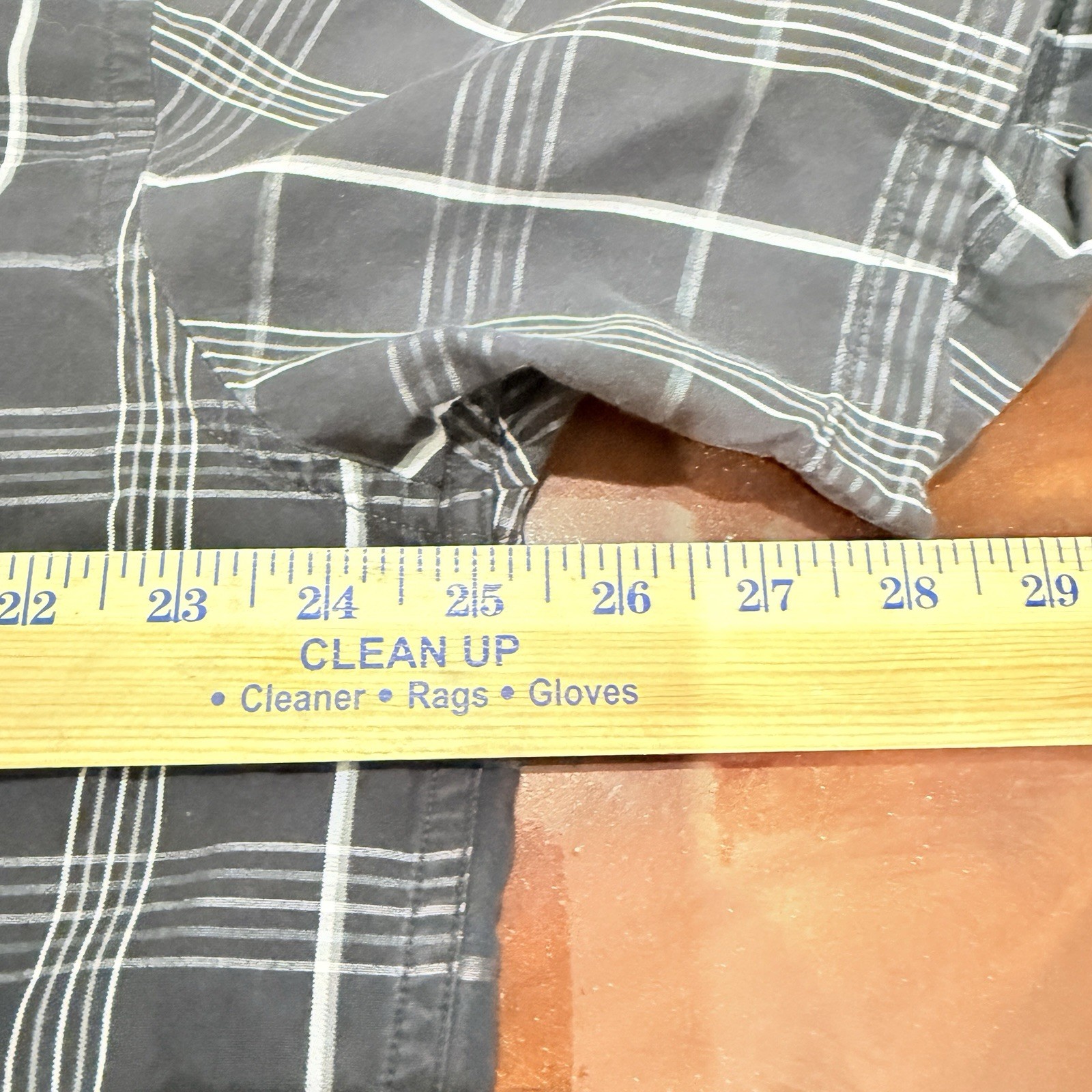 PENDLETON Front Pockets Button Up Plaid Short Sle… - image 10