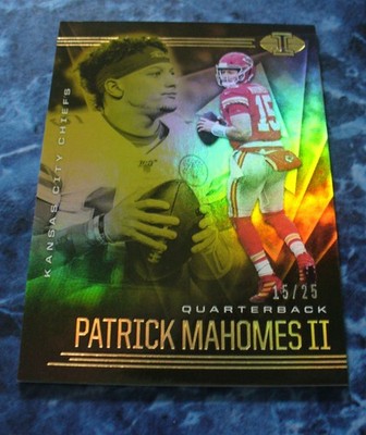 2020 Panini Illusions Patrick Mahomes No.2 TROPHY COLL. #15/25 GOLD HOLO FOIL NM