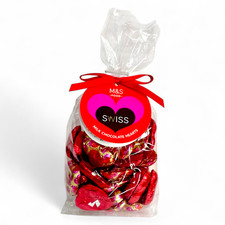 M&S Schweizer Milchschokolade Herzen 130g, Valentinstag Geschenk, Freundin Frau