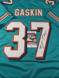 myles gaskin jersey