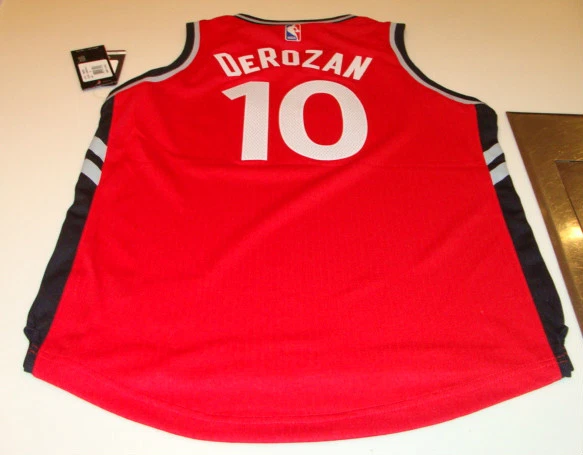 Youth Toronto Raptors DeMar DeRozan Nike Red Name & Number T-Shirt