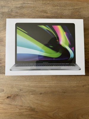 Apple MacBook Pro 13  M2 (2022)   16GB RAM / 512GB SSD   Neu & OVP - (QWERTY)