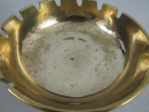 Vintage MCM Solid brass Ashtray 5 1/8" Diameter - Picture 9 of 10