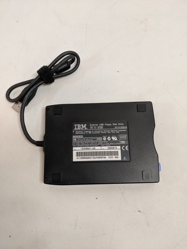Unidad de disquete externa IBM FD-05PUB 3,5 PULGADAS USB CON BOLSA DE TRANSPORTE - Imagen 4 de 4