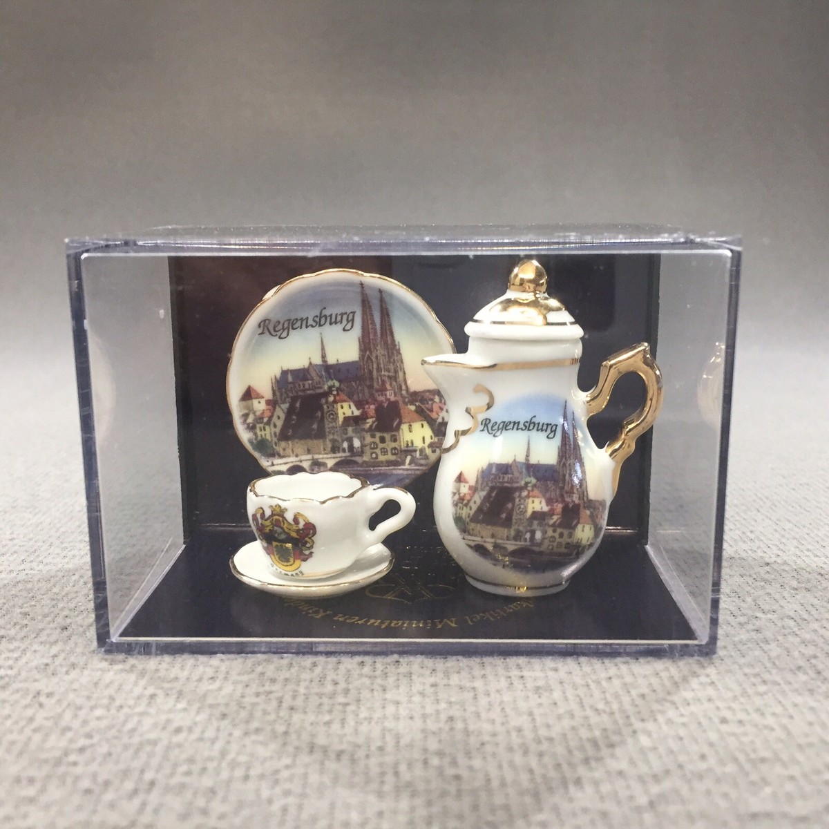 Reutter Porzellan Porcelain Dollhouse Miniatures Regensburg