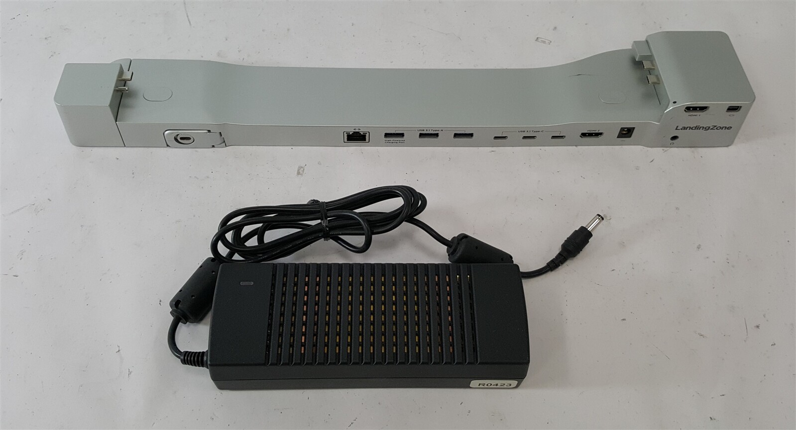 LandingZone LZ5015T Docking Station for MacBook Pro TouchBar 15" A1706