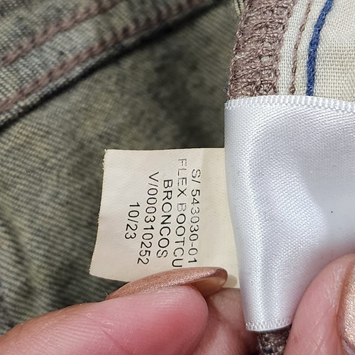 Old Navy Built-In Flex Bootcut in Broncos Dark Wash Size 14 Adjustable Waist - Picture 11 of 14