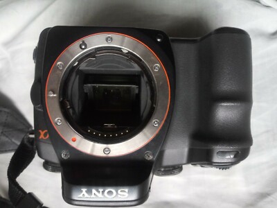 Sony dslr-a100 with Sony SAL 18-200mm f/3.5-6.3 DT Lens A-mount | eBay