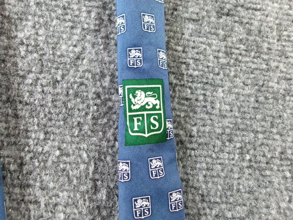 Vineyard Vines Tie Boys Blue Forman School 100% Silk Hand Made USA Necktie - Image 4 of 4