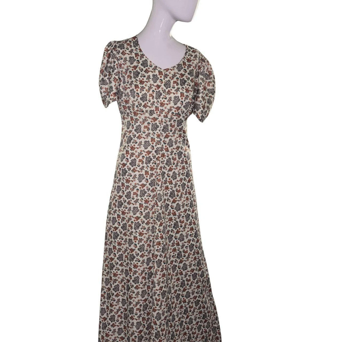 70s style dresses Shop our 1970s The tent style bodice provides a flattering and comfortable fit 1970s Vintage Dresses for Women