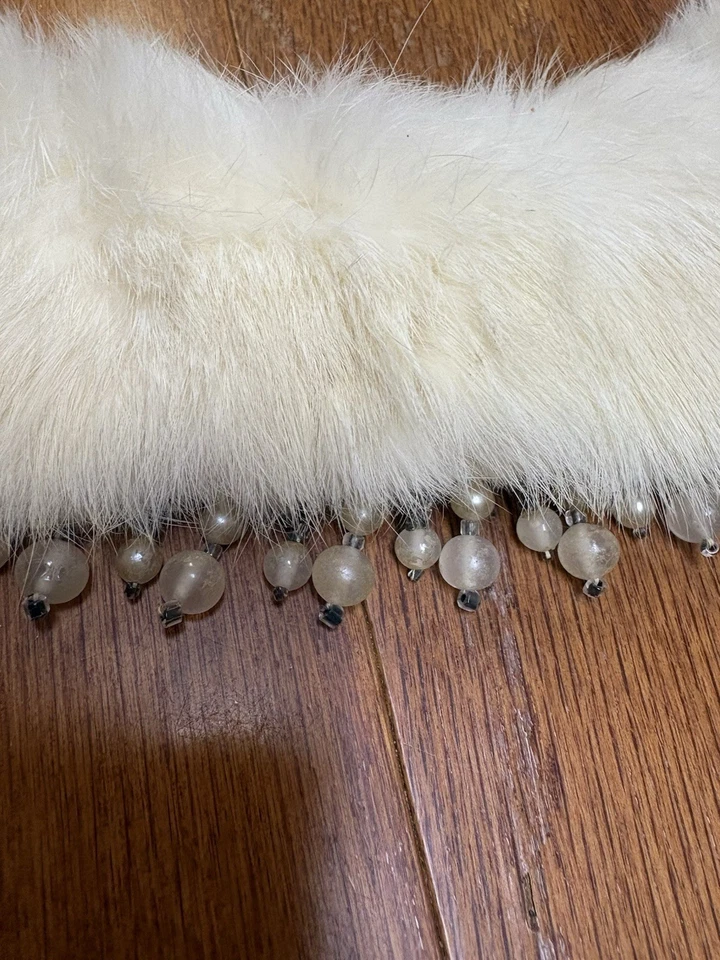 Vintage Baar & Beards "Top Hit" Handmade Fur & Faux Pearl Beaded Collar Necklace - Image 2 of 4