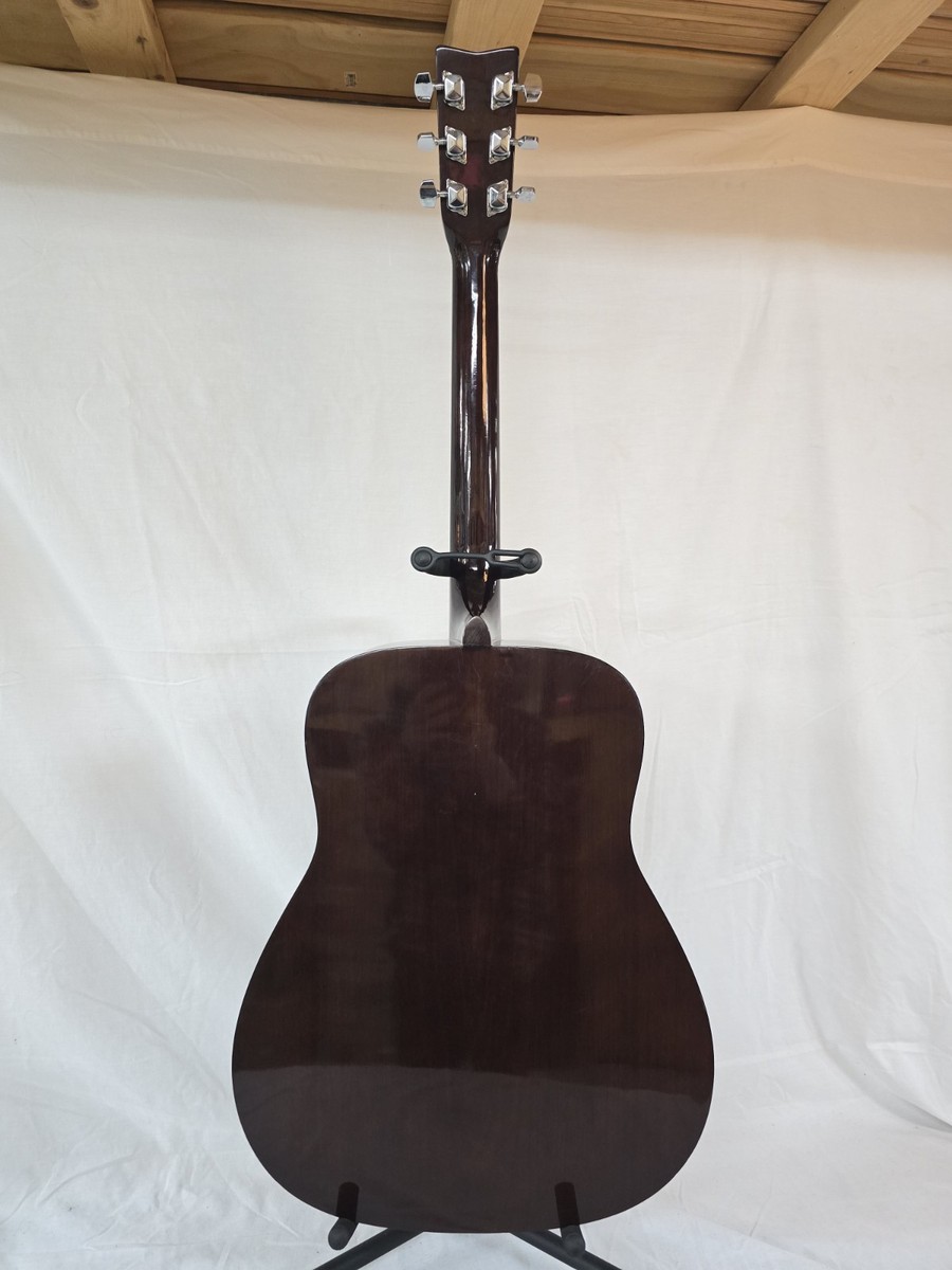 Yamaha F-330 Acoustic Guitar with Case | eBay
