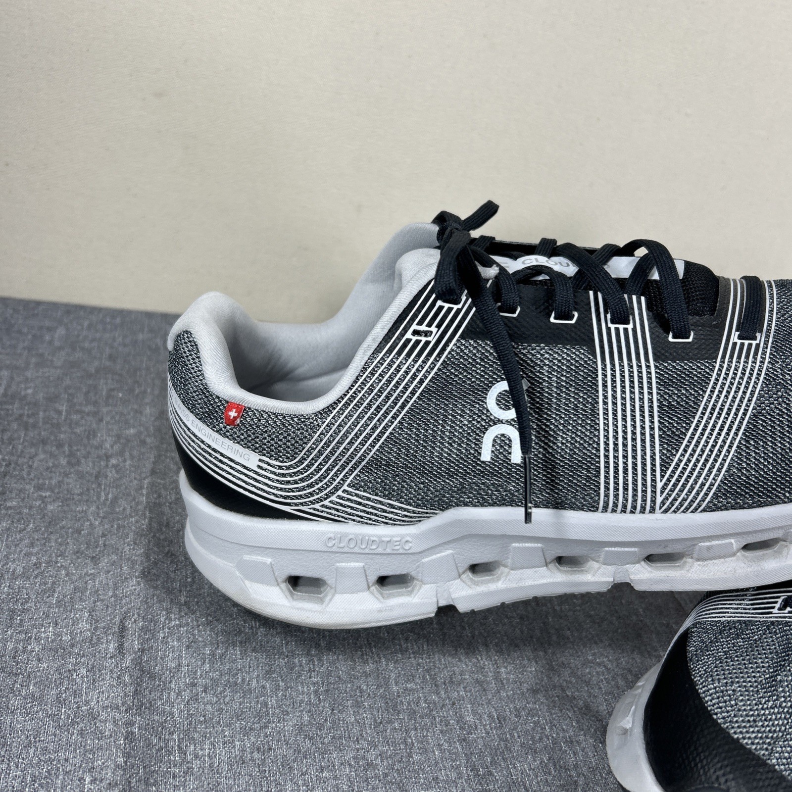 ON Cloud CloudGo Cloudtec Running Shoes Men's US … - image 2
