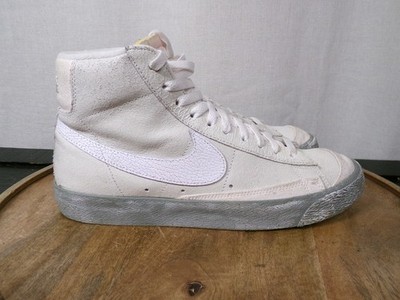 Nike Blazer Mid '77 Mens Size 10 US EMB Summit White Phantom Sneakers DV0797-100
