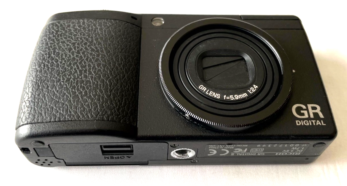 Ricoh GR II Full 1080p H.264 HD 3 Inch LCD HDMI 16.2MP Digital
