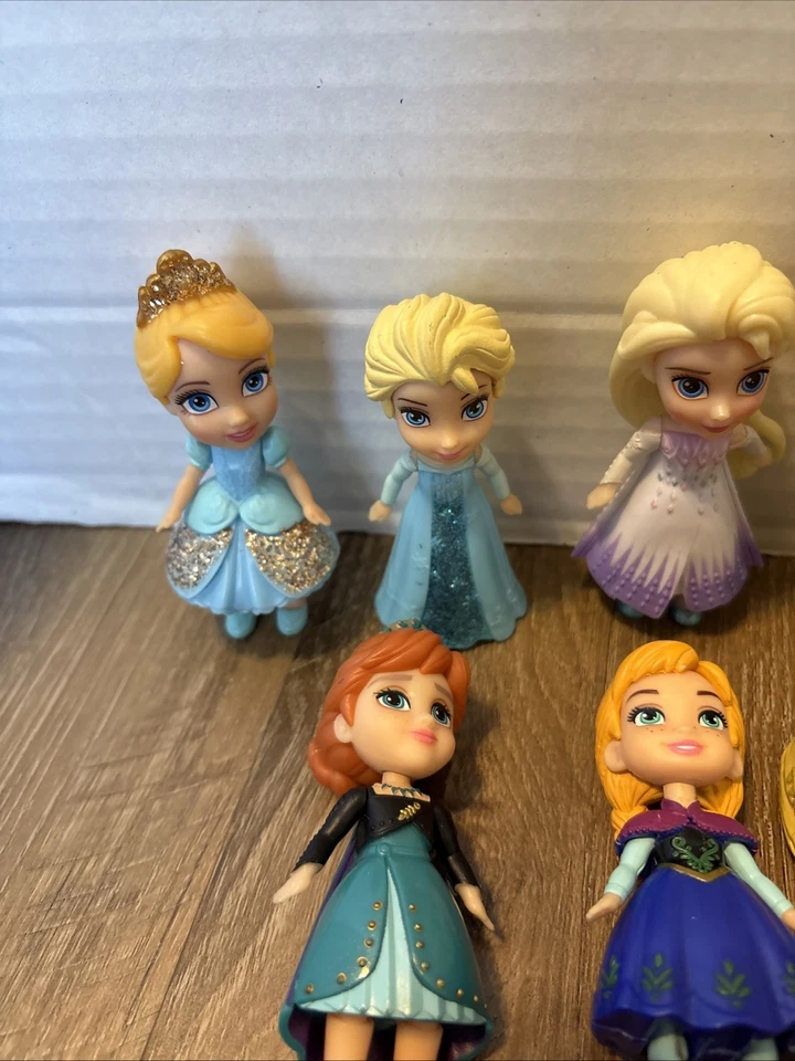 Disney Princess Posable Mini Toddlers Lot 13 dolls (8) Glitter Free Ship - Image 2 of 4