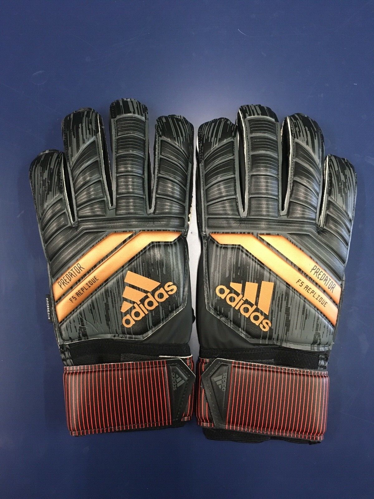 adidas predator replique goalkeeper gloves