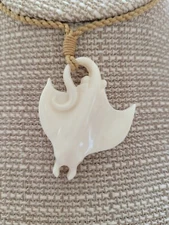Buffalo Bone Stingray Pendant Hawaiian Hand Carved Necklace Adjustable Choker *