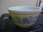 Vintage Pyrex Homestead #401 Mixing Bowl