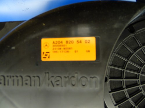 1 Mercedes C klasse w204 Lautsprecher Subwoofer Bassbox Harman Kardon - Picture 2 of 2