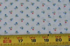 By 1/2 Yd, Vintage, Pink Blue Calico on Off-White Poly-Cotton, B1669