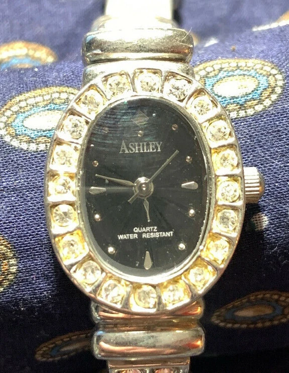 Ashley Women s Silver Tone Quartz movement Watch Black Dial Diamond Bezel