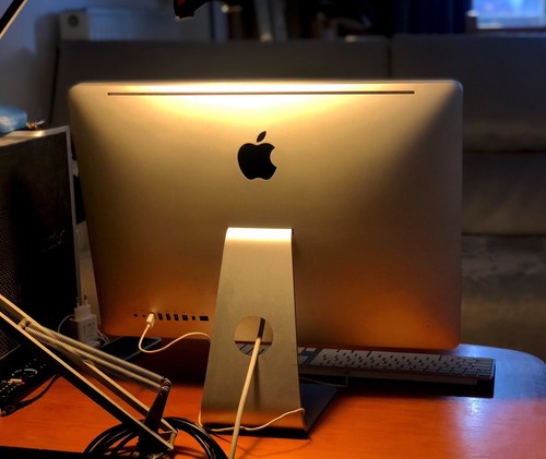  iMac 21.5, Intel Core i5 3,6 Ghz, 12Go de RAM, SSD 500Go, macOS Monterey - Photo 11/14