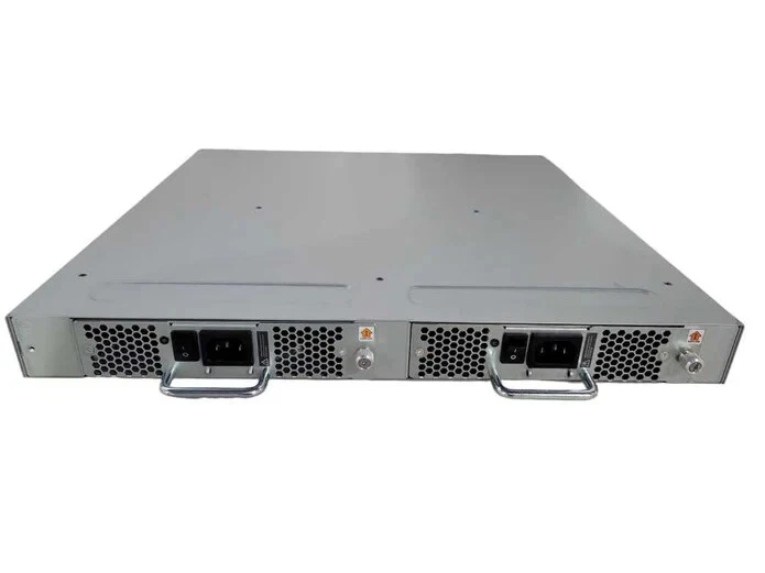 EMC DS-6510B 48 Port 16Gb/s SAN Switch - 24 Active Ports 100-652-582 - Image 2 of 3