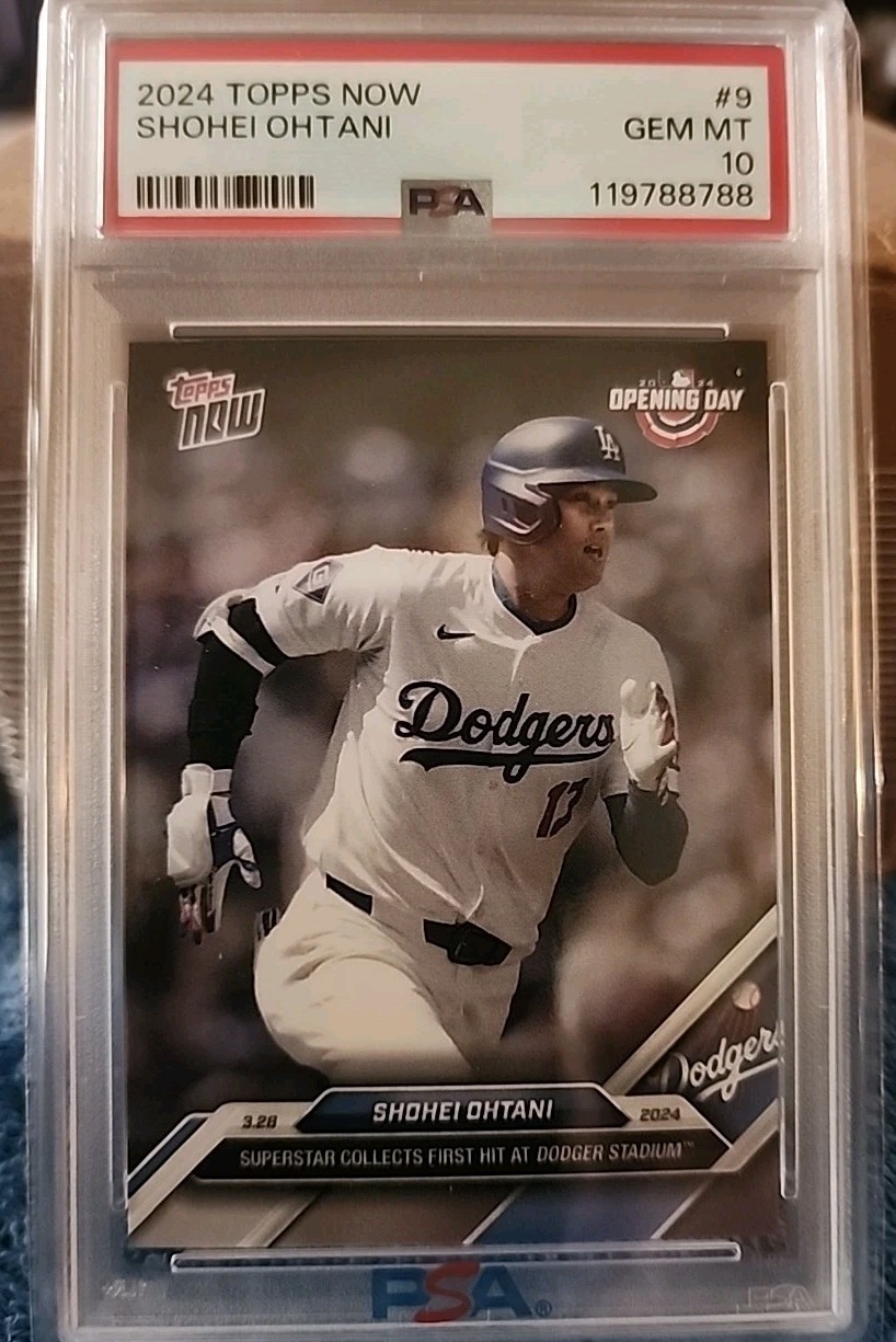 Topps Shohei Ohtani front