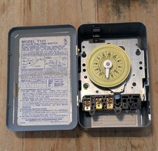 Intermatic T101 24-Hour Mechanical Time Switc...