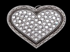 MI23112 REALLY NICE  HEART SHAPE W/ CRYSTALS  FASHION BELT BUCKLE