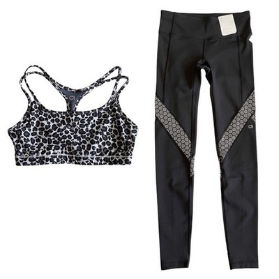 T8 GapFit Leopard Print Sports Bra & Black Honeycomb Leggings Set Bundle XS
