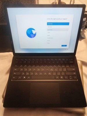 Surface Laptop 3 13.5'' model 1868 (i5, 8gb ram, 256gb storage) W11P